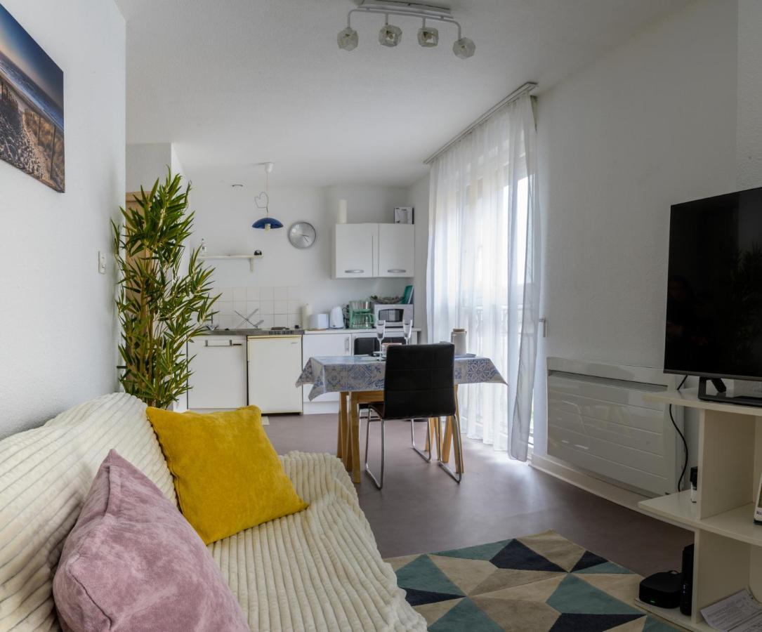 Studio Calme, Proche Centre, Wifi. ベルフォール エクステリア 写真