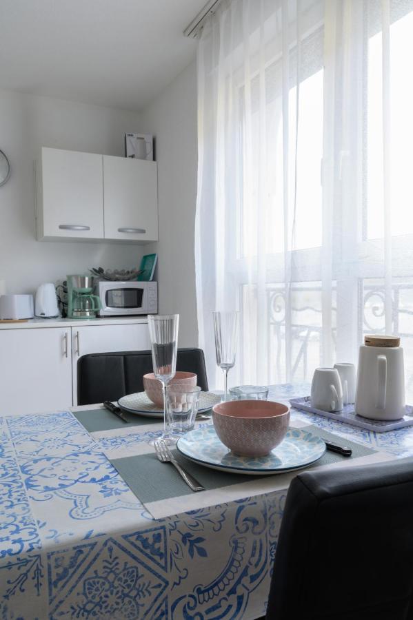 Studio Calme, Proche Centre, Wifi. ベルフォール エクステリア 写真
